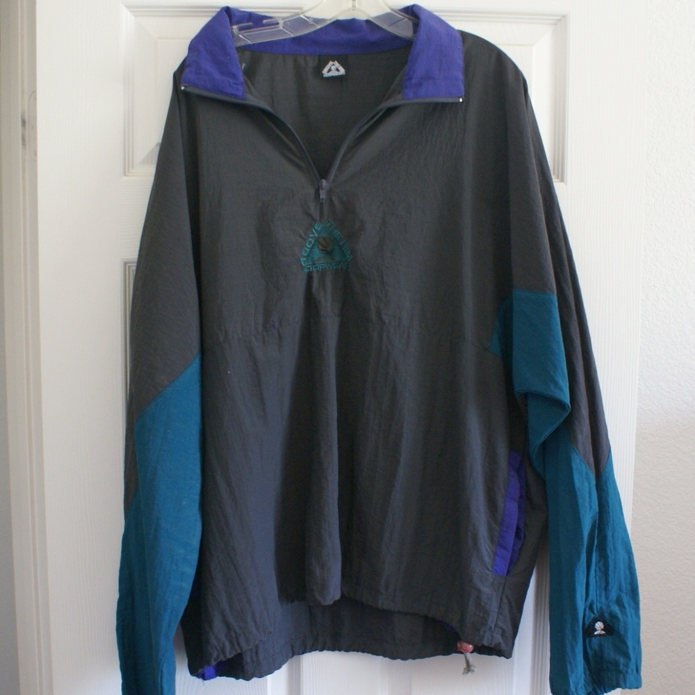 Vintage 90's Windbreak Reebok Above the Rim logo